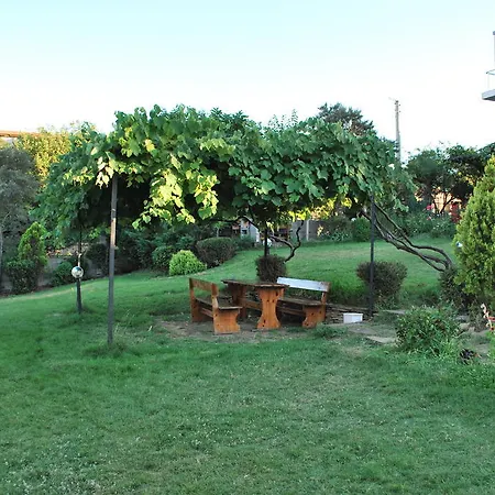 Guest house California